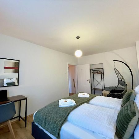 Downtown Apartment By Ninja Spaces - Kingsize-Bett, Kueche, Netflix, Terrasse Wuppertal Exteriér fotografie