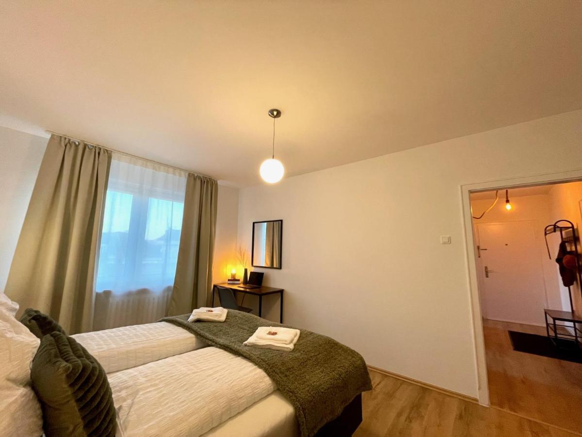 Downtown Apartment By Ninja Spaces - Kingsize-Bett, Kueche, Netflix, Terrasse Wuppertal Exteriér fotografie