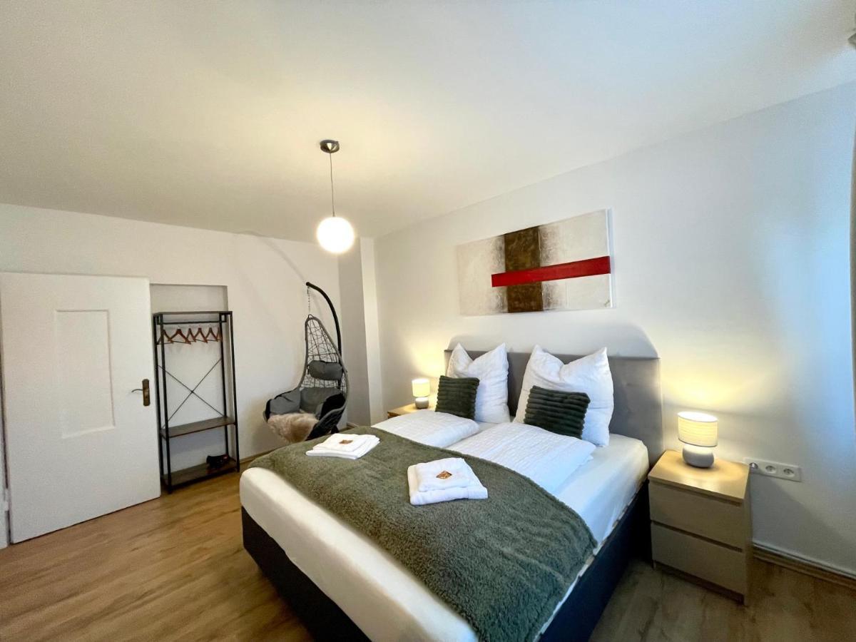 Downtown Apartment By Ninja Spaces - Kingsize-Bett, Kueche, Netflix, Terrasse Wuppertal Exteriér fotografie