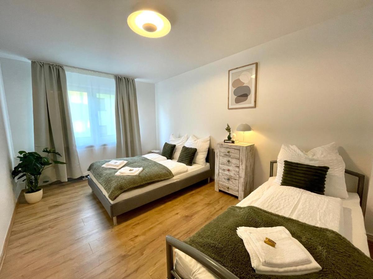 Downtown Apartment By Ninja Spaces - Kingsize-Bett, Kueche, Netflix, Terrasse Wuppertal Exteriér fotografie
